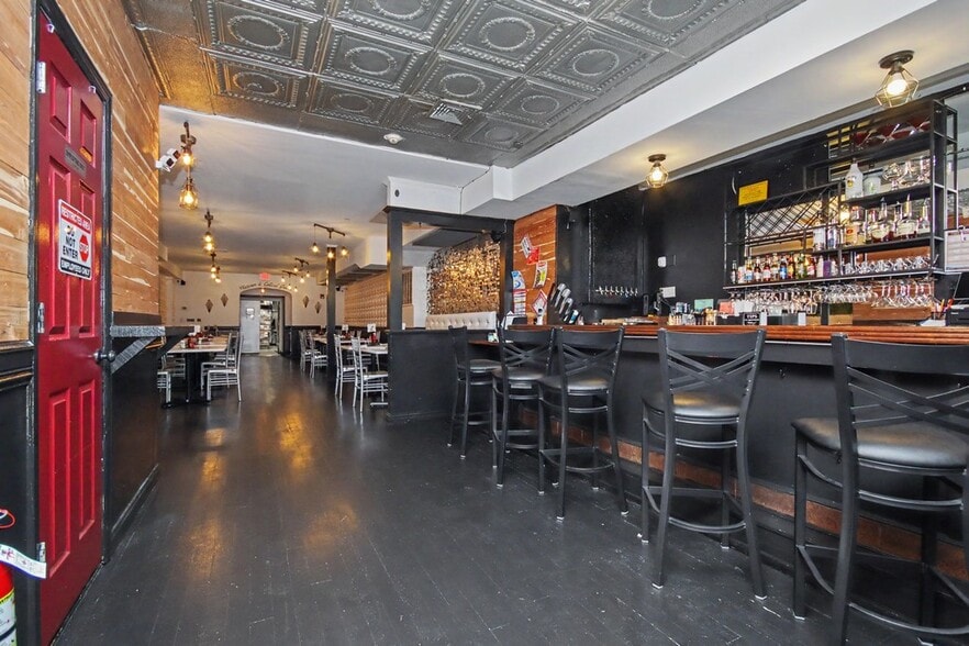 More Photos Of 907-911 South St, Peekskill Storefront Retail Office For Sale