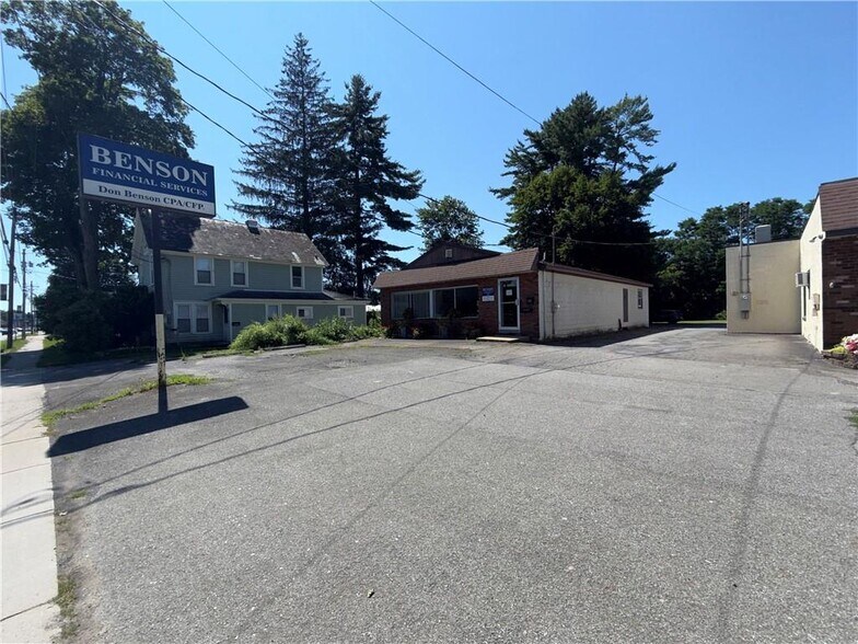 More Photos Of 24 Oneida St, Oneonta Restaurant For Sale