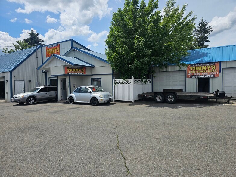More Photos Of 2929 N Government Way, Coeur d'Alene Auto Dealership For Sale