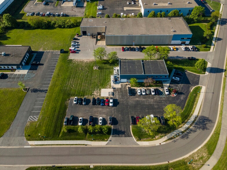 More Photos Of 11837 Technology Dr, Fishers Warehouse For Lease