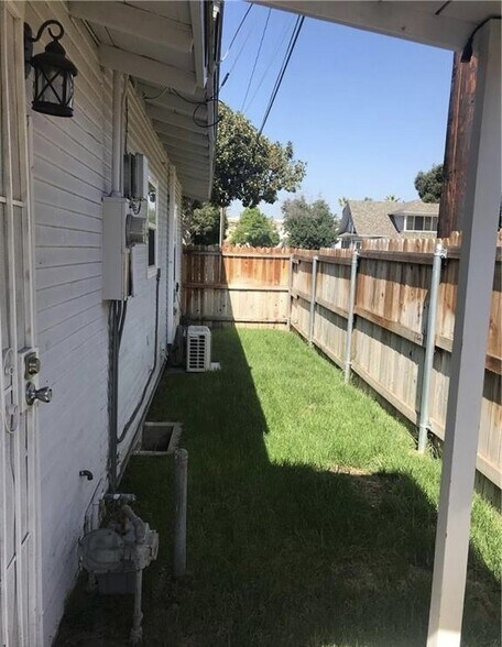 More Photos Of 2122 E St, La Verne Office Residential For Sale