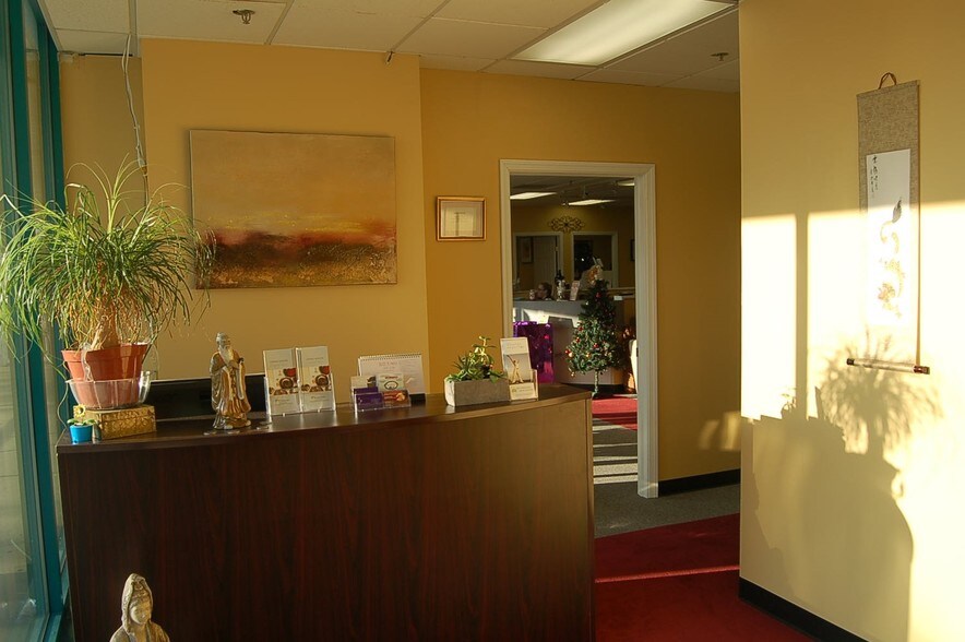 More Photos Of 864 Route 37 W, Toms River Freestanding For Lease