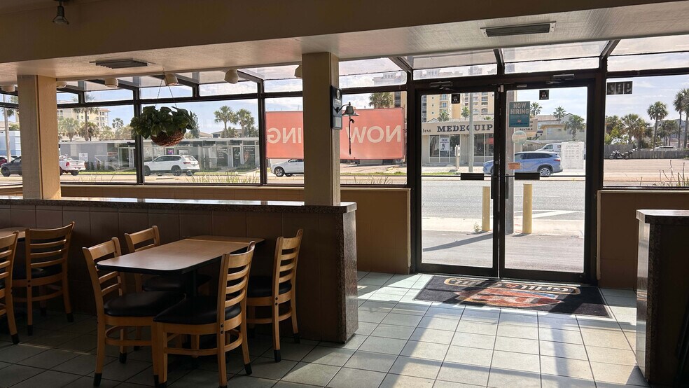 More Photos Of 902 3rd St N, Jacksonville Beach Fast Food For Sale