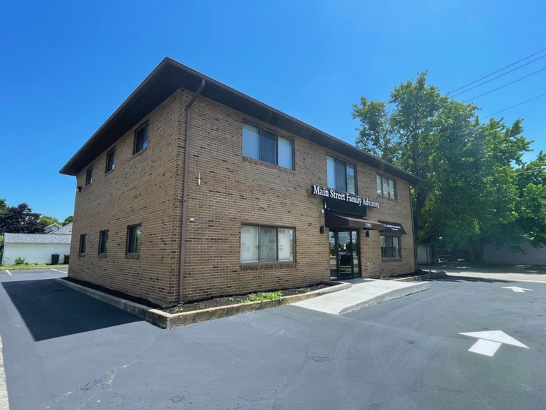 More Photos Of 11156 Main St, Cincinnati Office For Sale