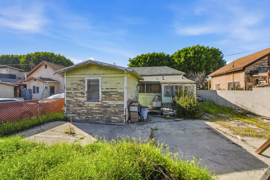 More Photos Of 1028 S Gage Ave, Los Angeles Land For Sale