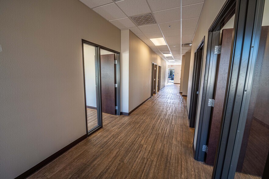 More Photos Of 7375 S Pecos Rd, Las Vegas Office For Lease