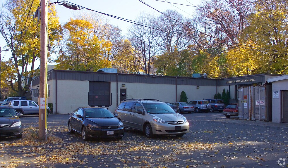 More Photos Of 40 Oval Rd, Quincy Office For Lease