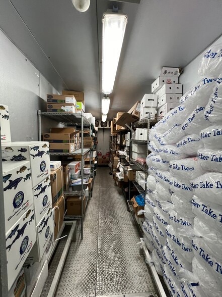 More Photos Of 7036 Highway 90, Longs Restaurant For Sale