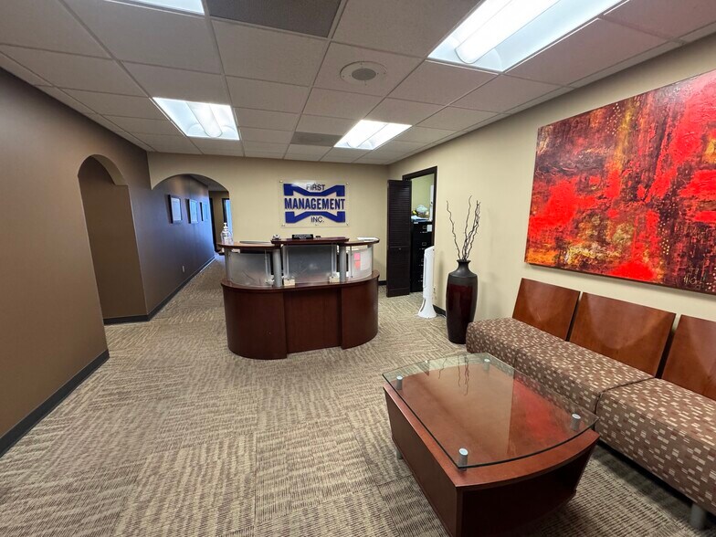 More Photos Of 1941 S 42nd St, Omaha Office For Lease