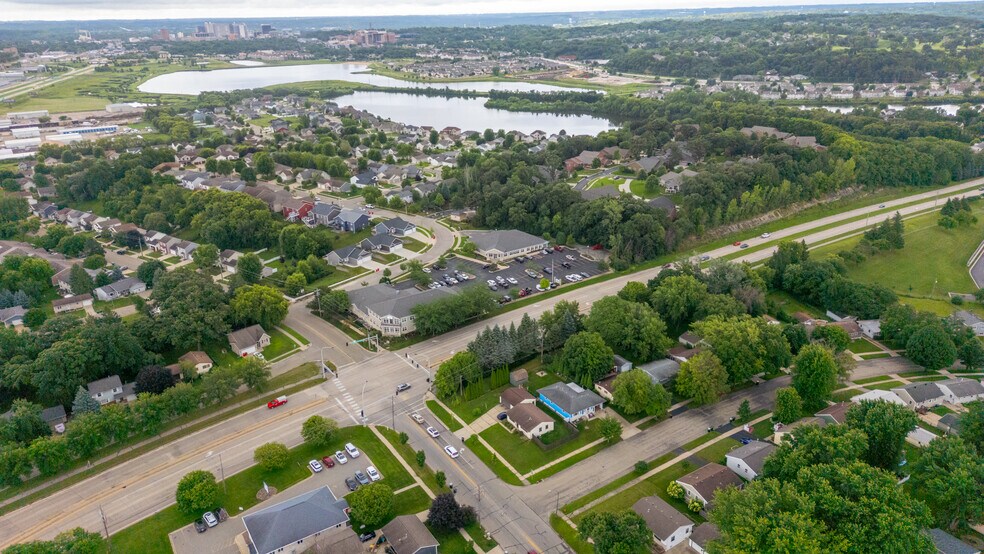 More Photos Of 3416 Lakeridge Pl NW, Rochester Office For Lease