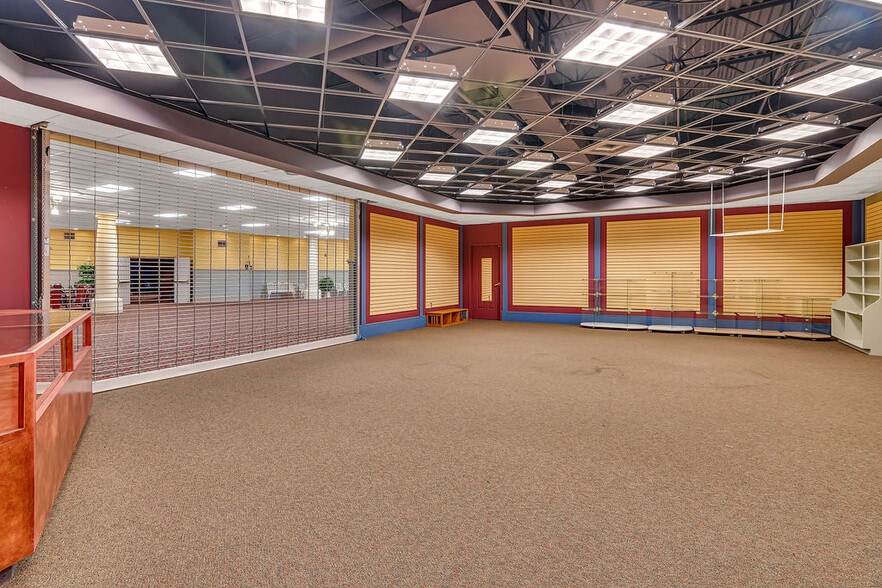 More Photos Of 2527 State Highway 248, Branson Lodge Meeting Hall For Sale