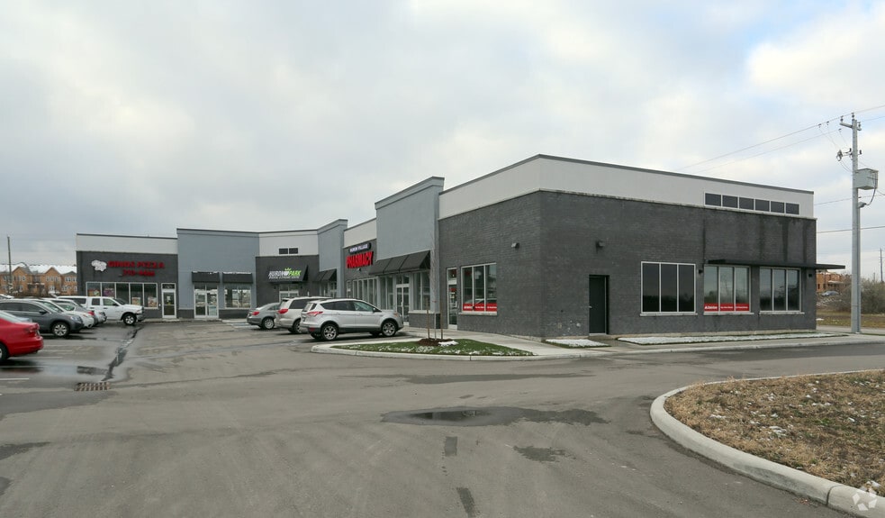 More Photos Of 125 Seabrook Dr, Kitchener Freestanding For Lease