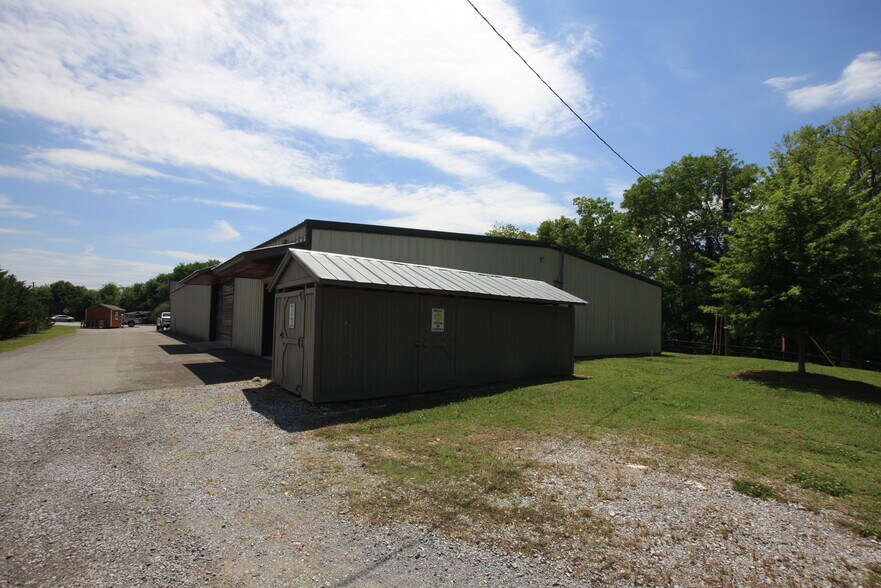 More Photos Of 2550 Rome Hwy, Aragon Freestanding For Sale