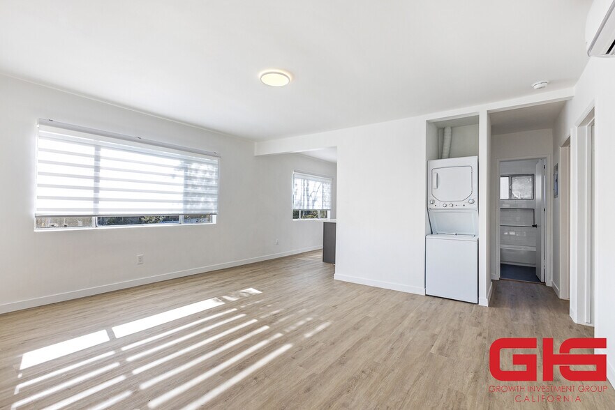 More Photos Of 521 E Live Oak Ave, Arcadia Apartments For Sale