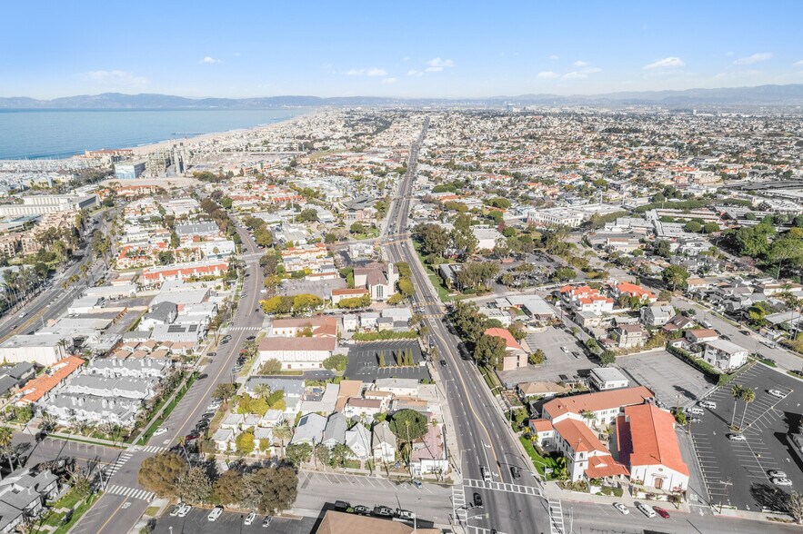 More Photos Of 101 N Pacific Coast Hwy, Redondo Beach Storefront Retail Office For Lease