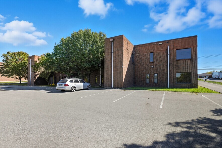 More Photos Of 9309-9319 Cincinnati-Columbus Rd, West Chester Office For Lease