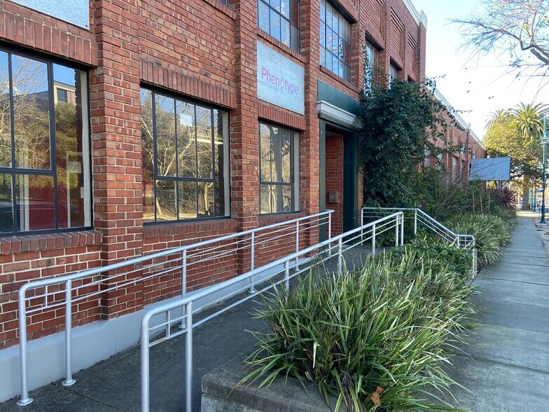 More Photos Of 1251-1259 Park Ave, Emeryville Warehouse For Sale