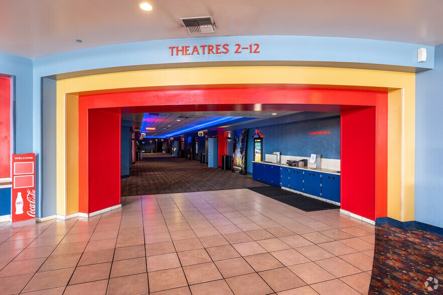 More Photos Of 555 Rohnert Park Expy W, Rohnert Park Freestanding For Lease