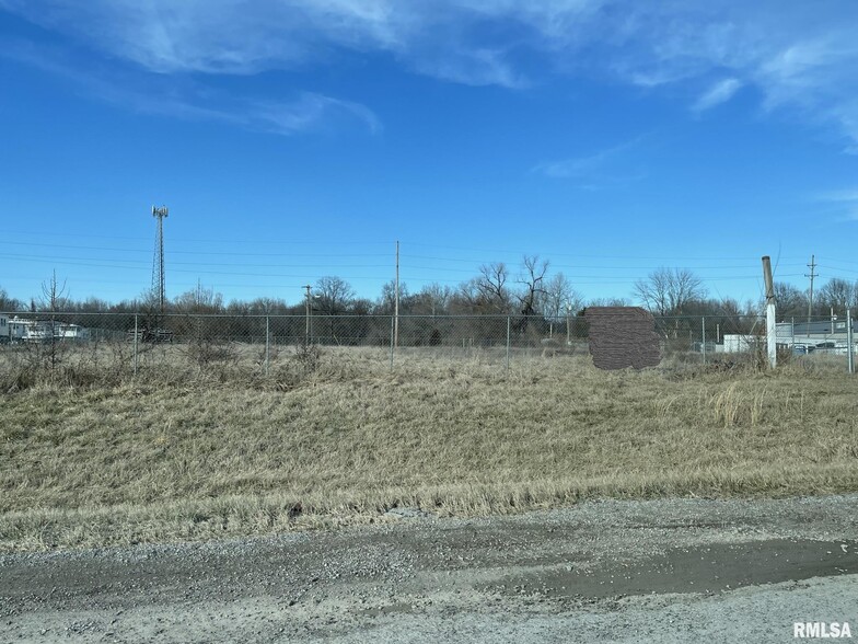 Primary Photo Of , Carbondale Land For Sale