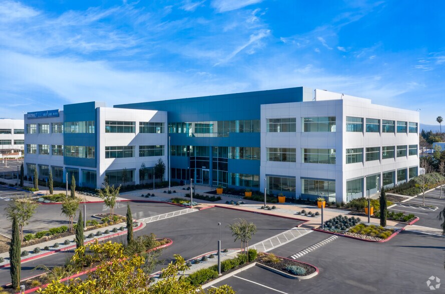 More Photos Of 300 Holger Way, San Jose Office For Lease