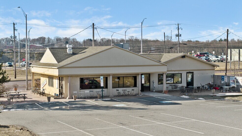 More Photos Of 1850 John Fries Hwy, Quakertown Restaurant For Sale