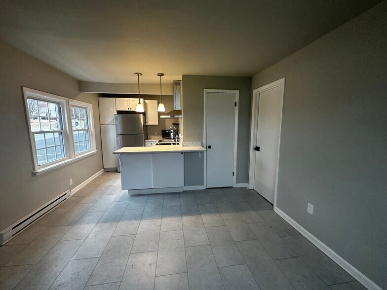 More Photos Of 15149 Bloyers Ave, Hagerstown Apartments For Sale