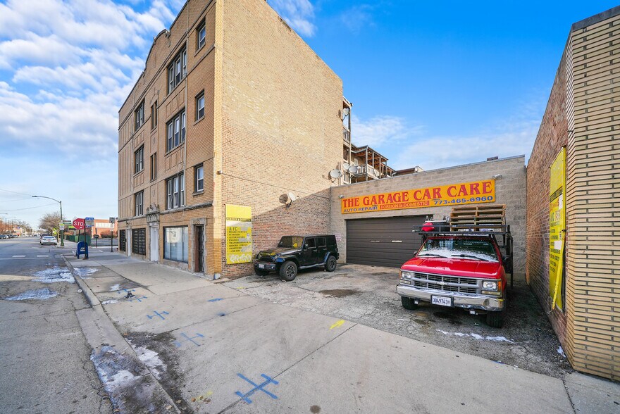 More Photos Of 6051 N California Ave, Chicago Auto Repair For Sale