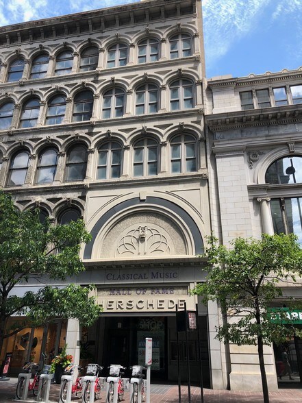 More Photos Of 4 W Fourth St, Cincinnati Office Residential For Sale