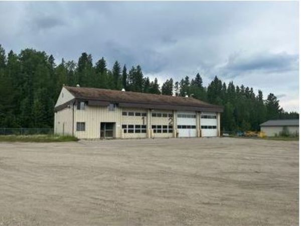 More Photos Of 5205 49 St, Yellowhead County Warehouse For Sale