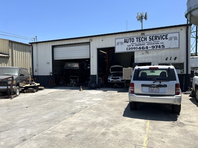 More Photos Of 618 W Fremont St, Stockton Service For Sale