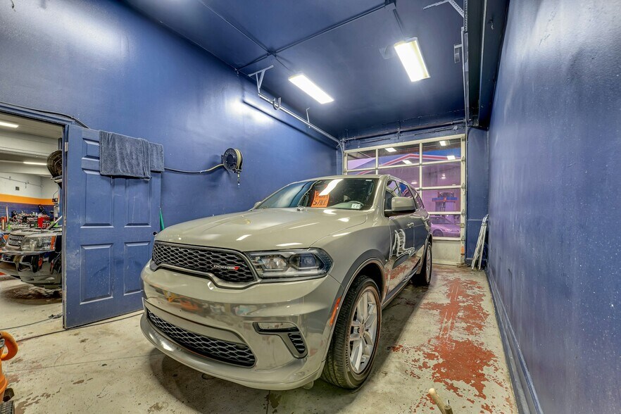 More Photos Of 2040 US Highway 22, Scotch Plains General Retail For Lease