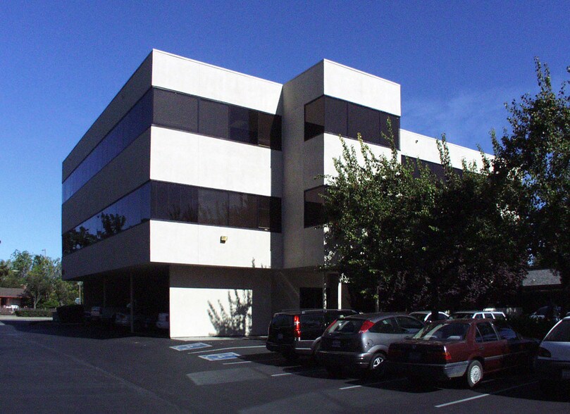 More Photos Of 1733 Woodside Rd, Redwood City Office For Lease