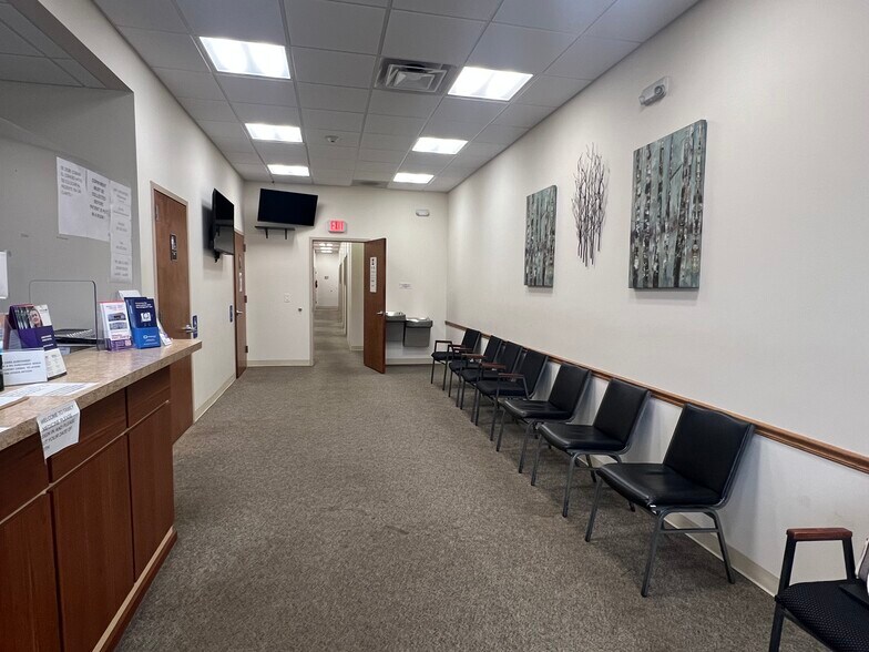 More Photos Of 1787-1797 Middle Country Rd, Centereach Storefront For Lease