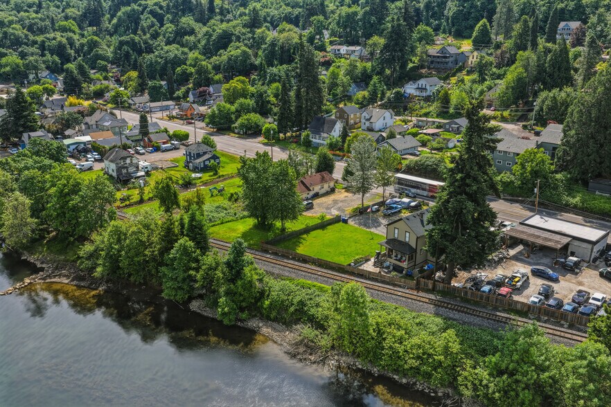 More Photos Of 715 S McLoughlin Blvd, Oregon City Apartments For Sale