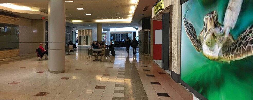 More Photos Of 785 Wonderland Rd S, London Freestanding For Lease