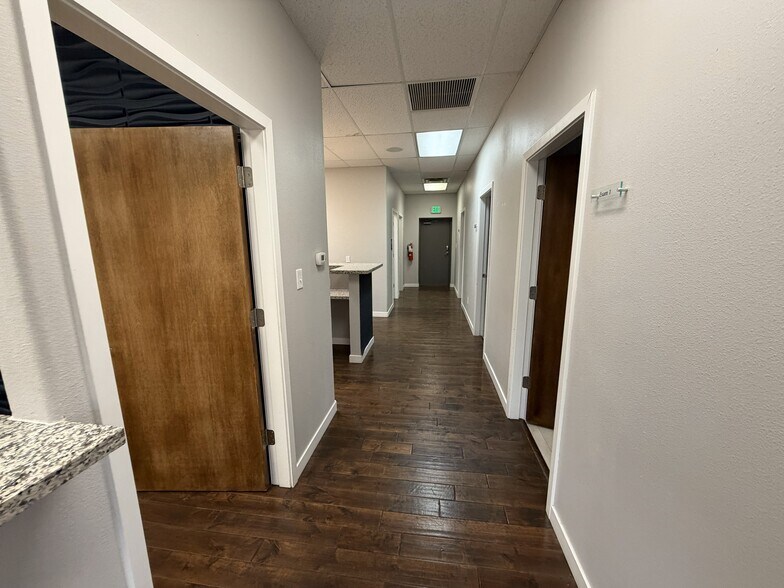 More Photos Of 885-895 Railroad St, Elko Medical For Lease