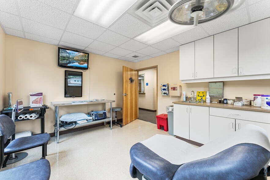 More Photos Of 1206 W Sherman Ave, Vineland Medical For Sale