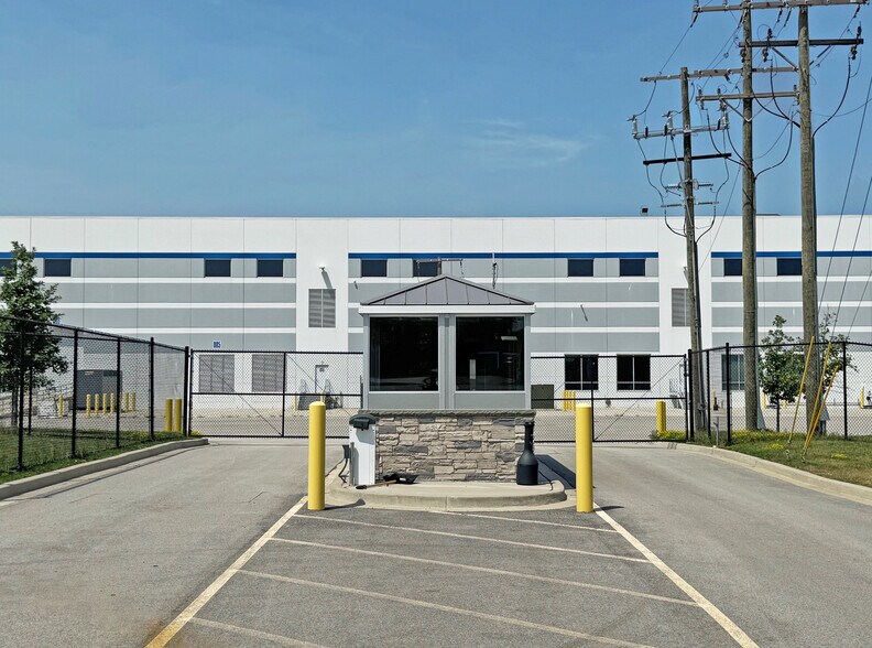 More Photos Of 3835 Youngs Rd, Channahon Manufacturing For Sale