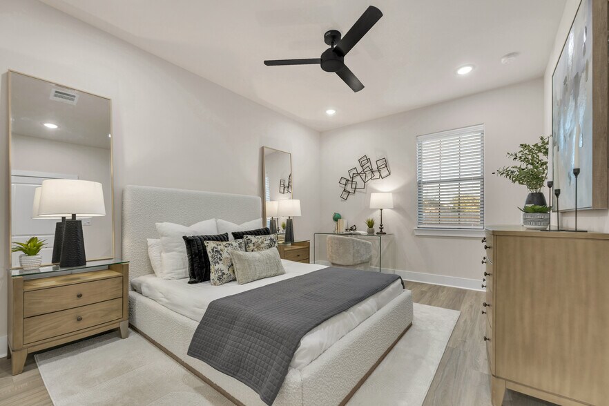 More Photos Of 4042 Gunner Trl, College Station Multifamily For Sale