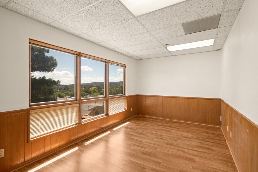 More Photos Of 2155 W State Route 89A, Sedona Office For Sale