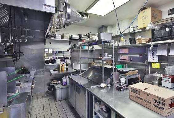 More Photos Of 10964 Ventura Blvd, Studio City Restaurant For Lease