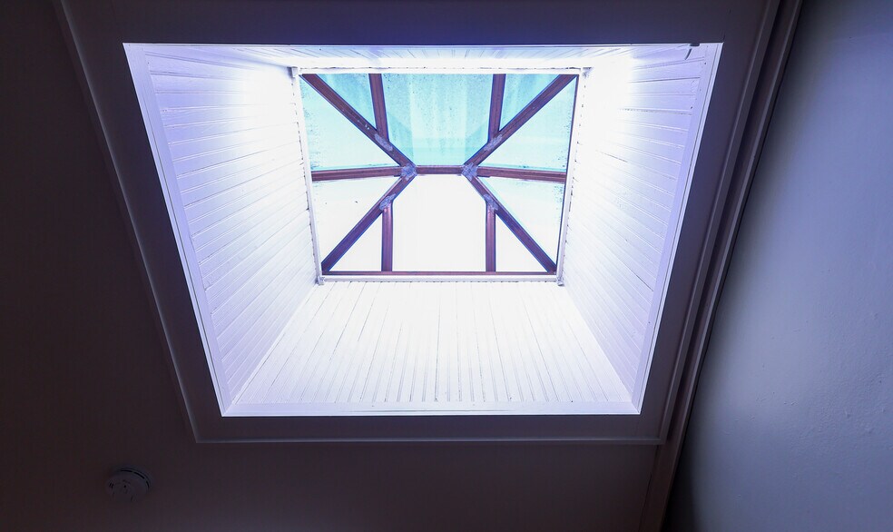 More Photos Of 154 Magnolia St, Spartanburg Storefront Retail Office For Lease