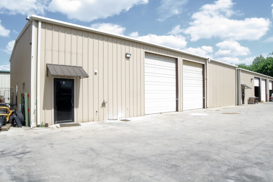Primary Photo Of 9310 Converse Business Ln, Converse Warehouse For Lease