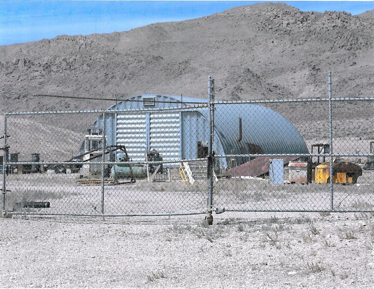 More Photos Of 1 To 1 Mill, Silverpeak Land For Sale