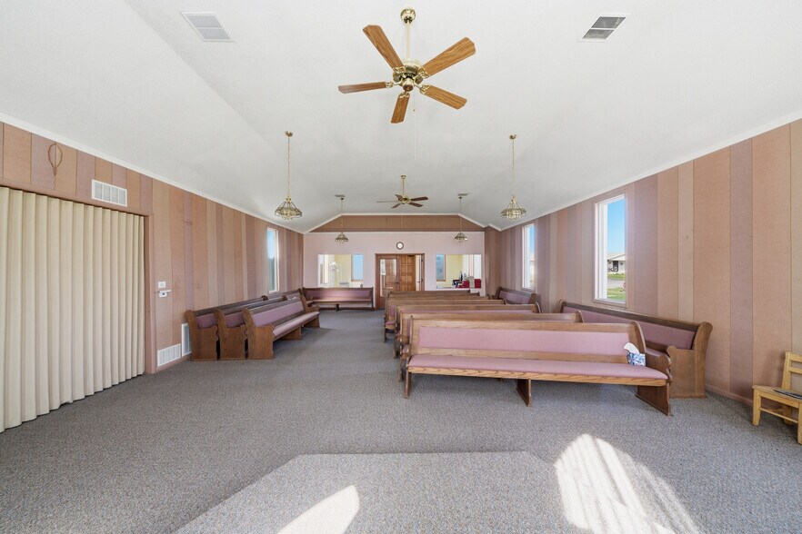More Photos Of 210 Miles Ave, Clyde Park Specialty For Sale