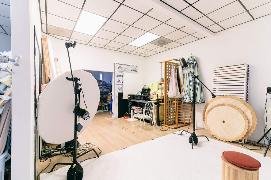 More Photos Of 19010 S Alameda St, Rancho Dominguez Distribution For Lease