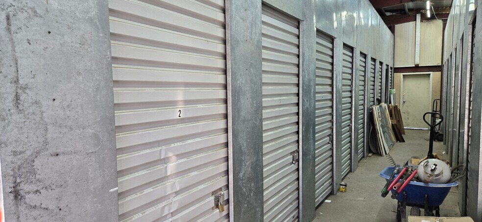 More Photos Of 42011 Big Bear Blvd, Big Bear Lake Storefront Retail Office For Sale