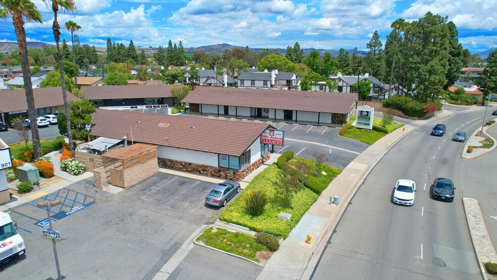 More Photos Of 901 E Yorba Linda Blvd, Placentia Storefront For Sale