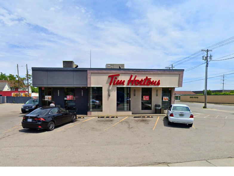 Primary Photo Of 1137 Bailey Ave, Buffalo Fast Food For Sale