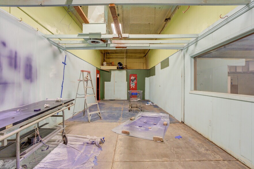 More Photos Of 1301 Buddy Holly Ave, Lubbock Warehouse For Lease